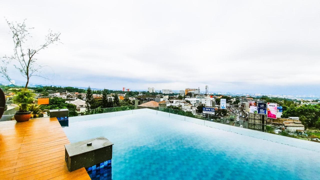 Kytos Hotel Bandung Eksteriør bilde