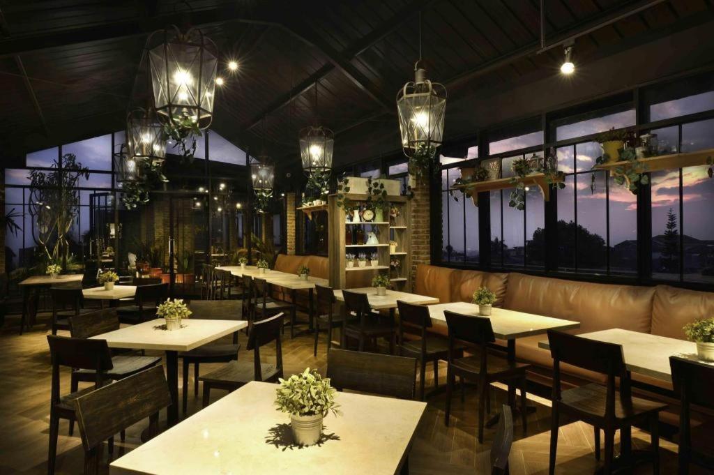 Kytos Hotel Bandung Eksteriør bilde